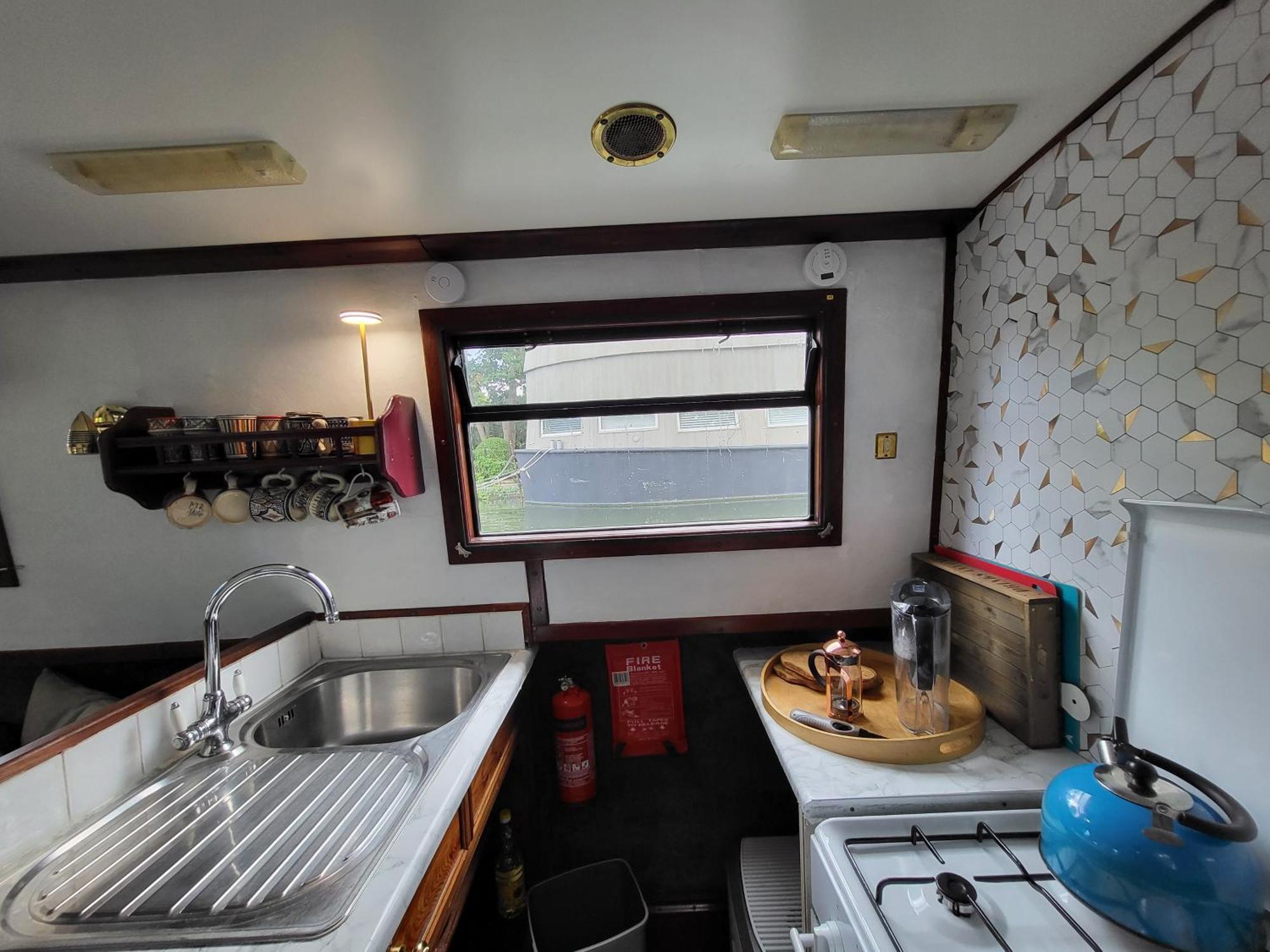 Comfy Canal Boat In Little Venice For Family & Friends Hotel London Eksteriør billede