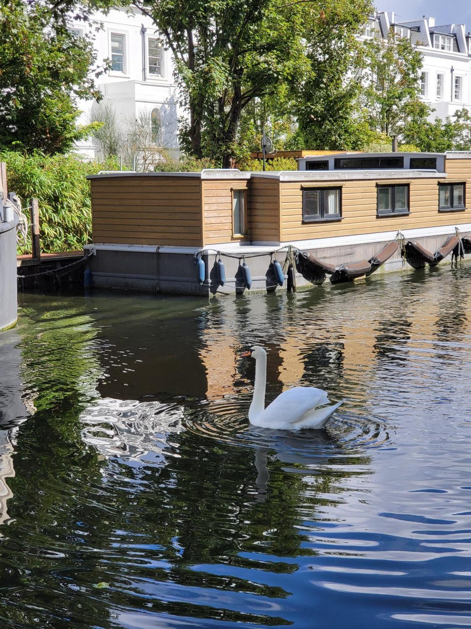 Comfy Canal Boat In Little Venice For Family & Friends Hotel London Eksteriør billede